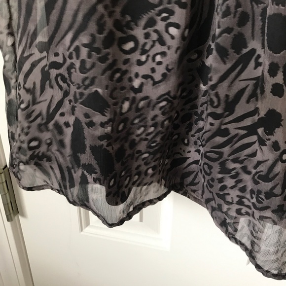 Animal print sheet tunic top - Picture 3 of 5